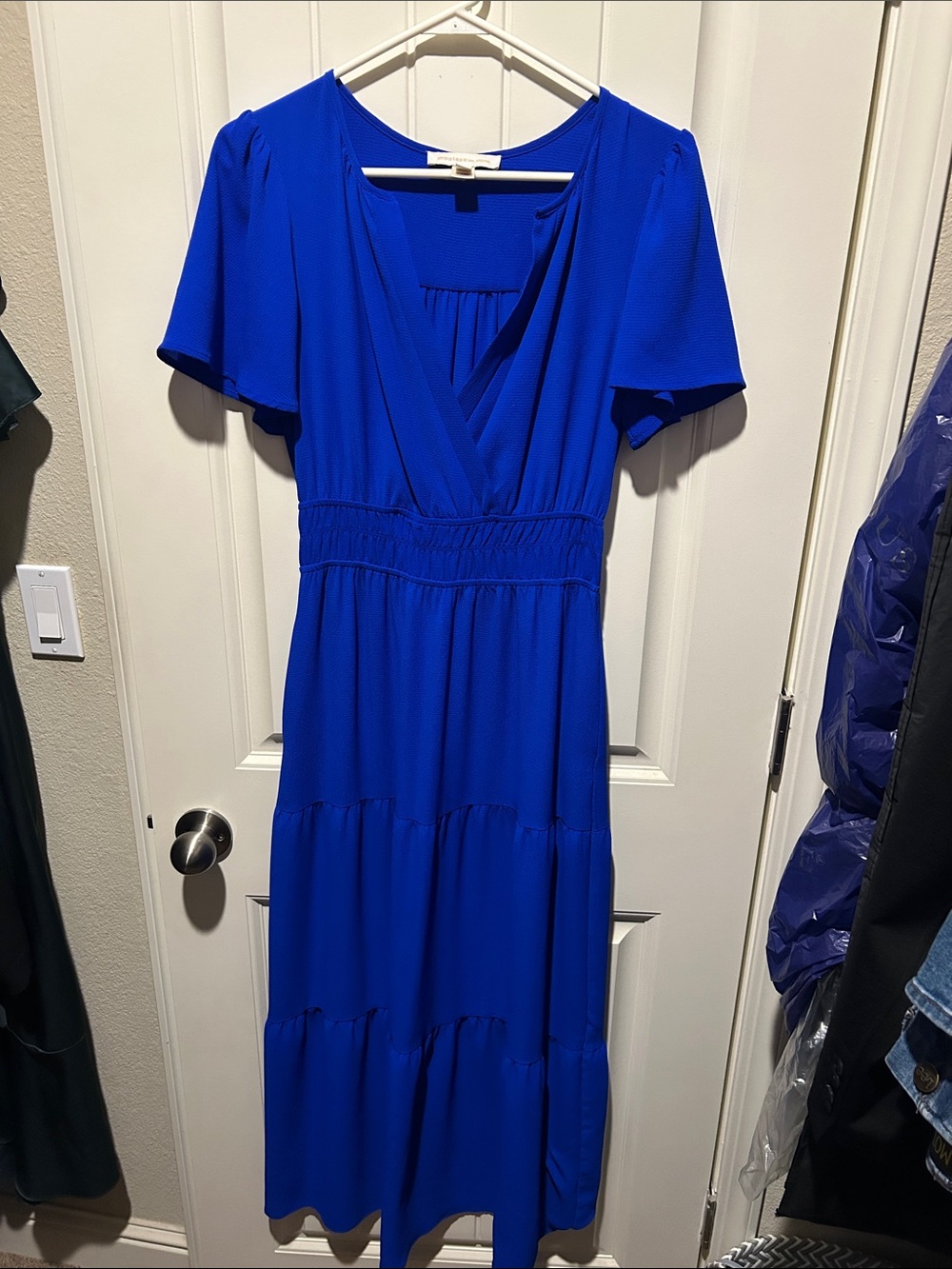 Women's V-Neck Tiered Midi Dress in Cobalt Blue